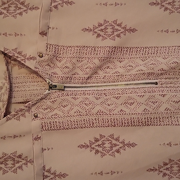 Maurices sheer dressy top size large - dusty purple with sleeve detail & 1/4 zip - Picture 3 of 5